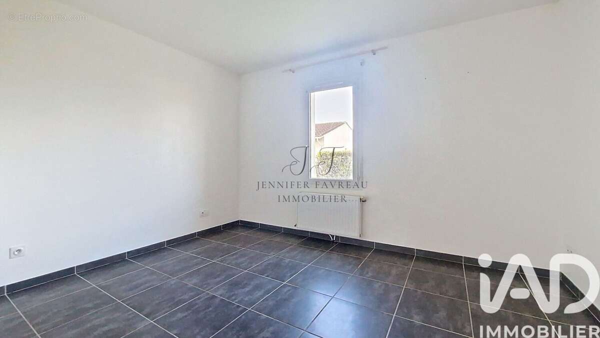 Photo 3 - Maison à IZON