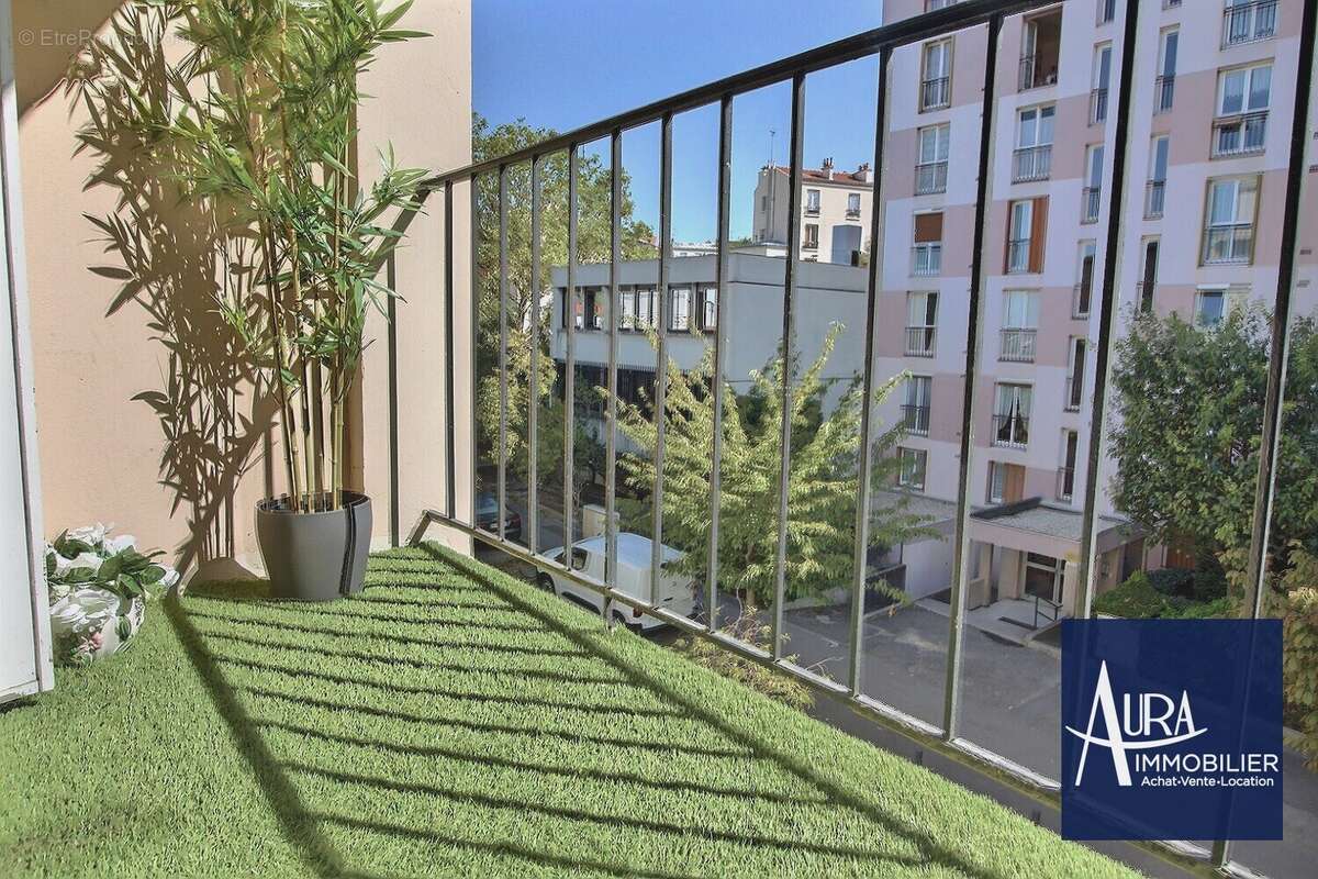 Appartement 41 m² à Les Lilas  - photo 2