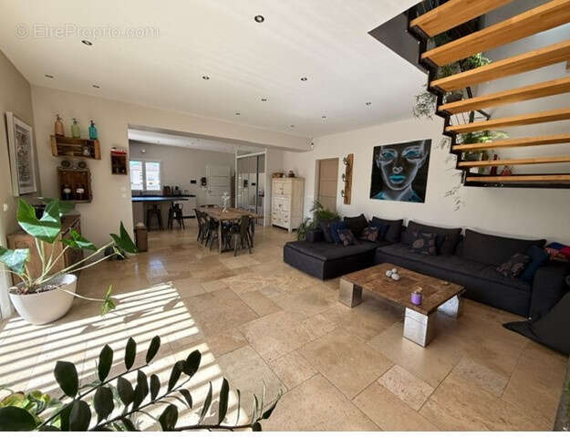 Maison à VILLETTE-D'ANTHON