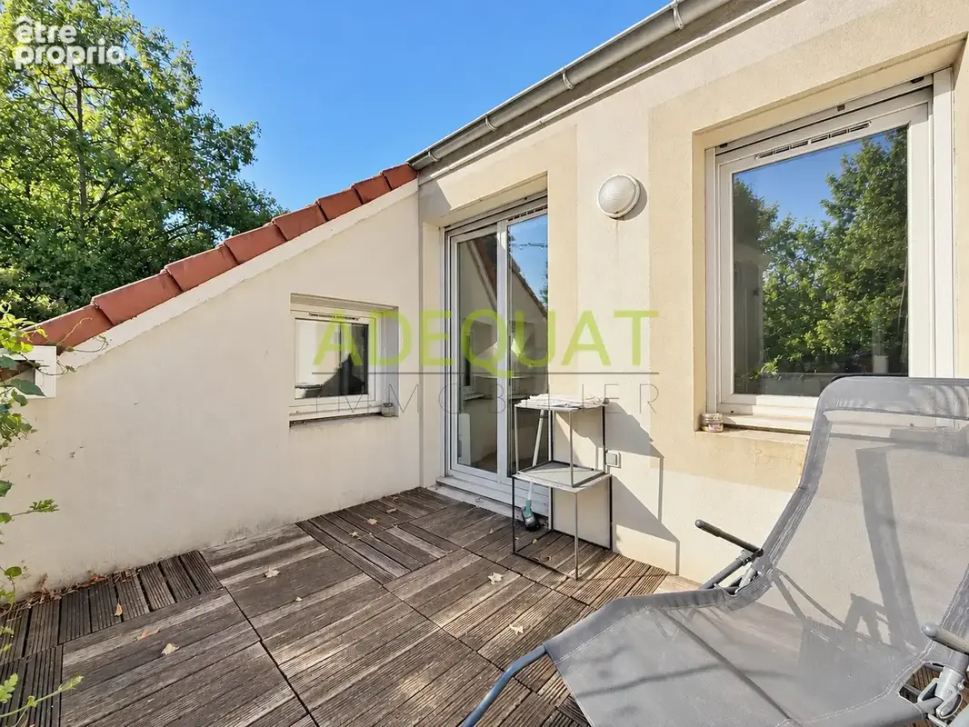 La tour du pin / hyper centre ville / appartement t2 / terrasse / cellier… - photo 9