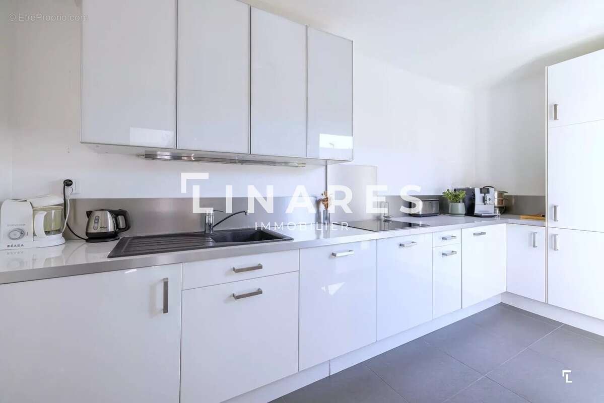 Appartement à MARSEILLE-9E