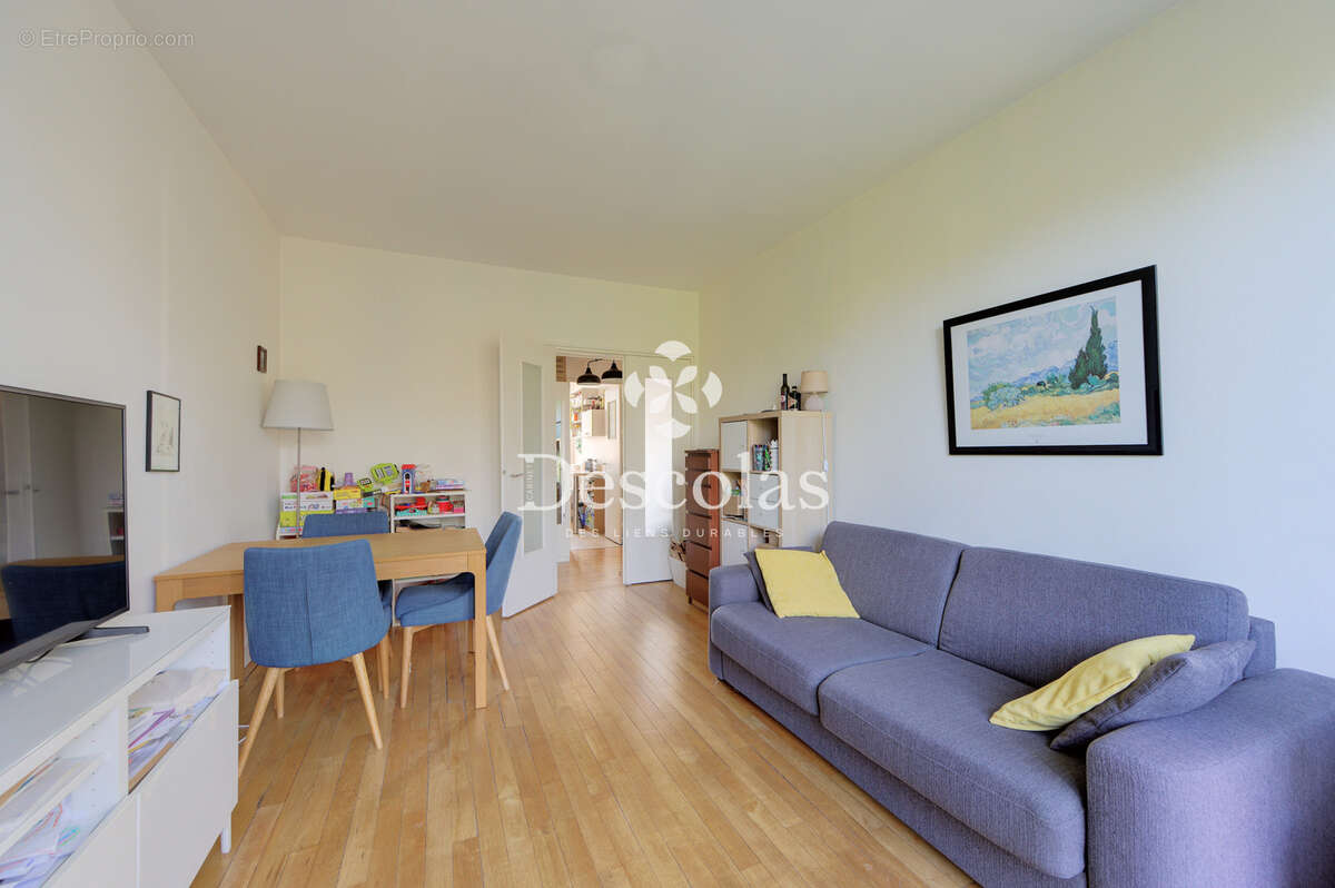 Appartement 1er étage gauche, 60 m2, 3 pièces, 2 chambres, SAINT GERMAIN EN LAYE - photo 3