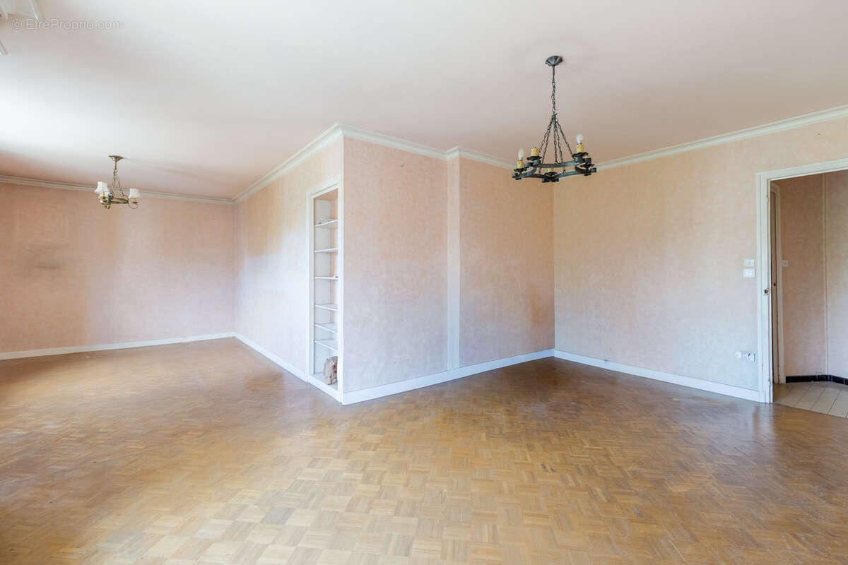 Appartement à BOURGOIN-JALLIEU