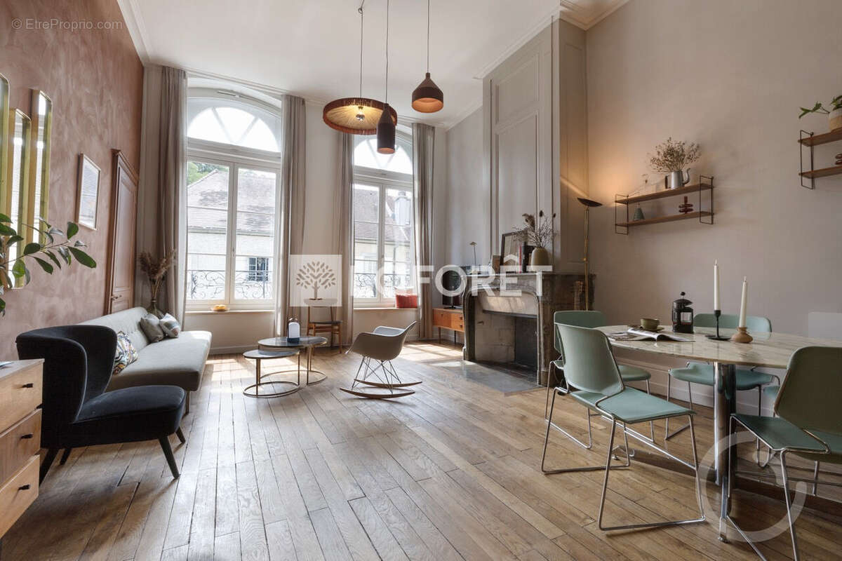 Appartement à SALINS-LES-BAINS