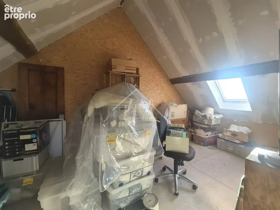Maison avec garage et jardin - photo 10
