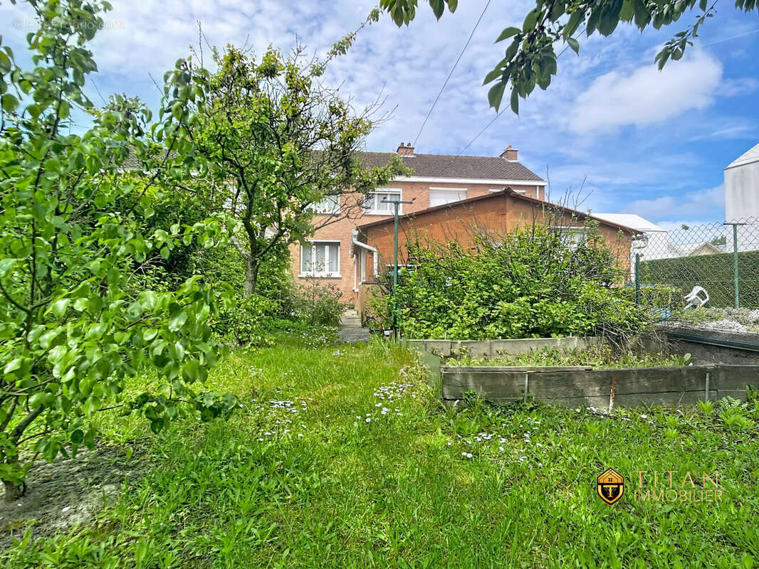 Maison 3 chambres, jardin plein sud à Dunkerque (59640) - Titan Immobilier  - Maison à DUNKERQUE