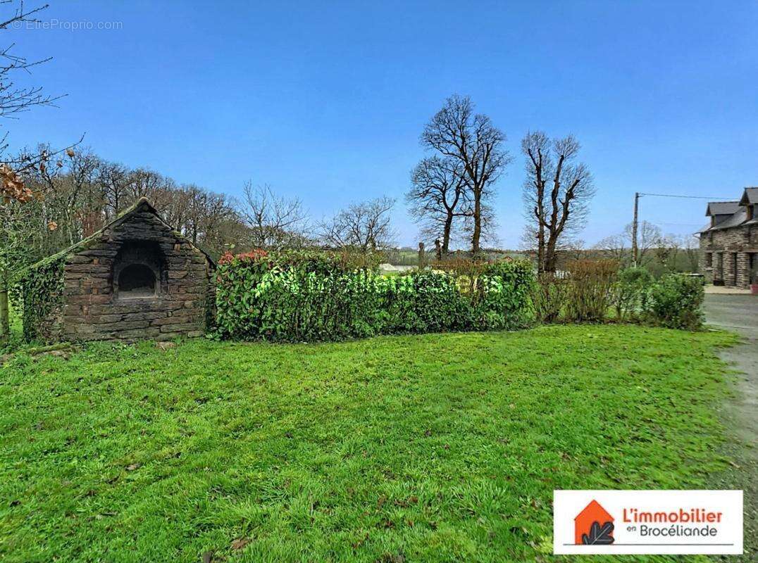 Maison à PLELAN-LE-GRAND