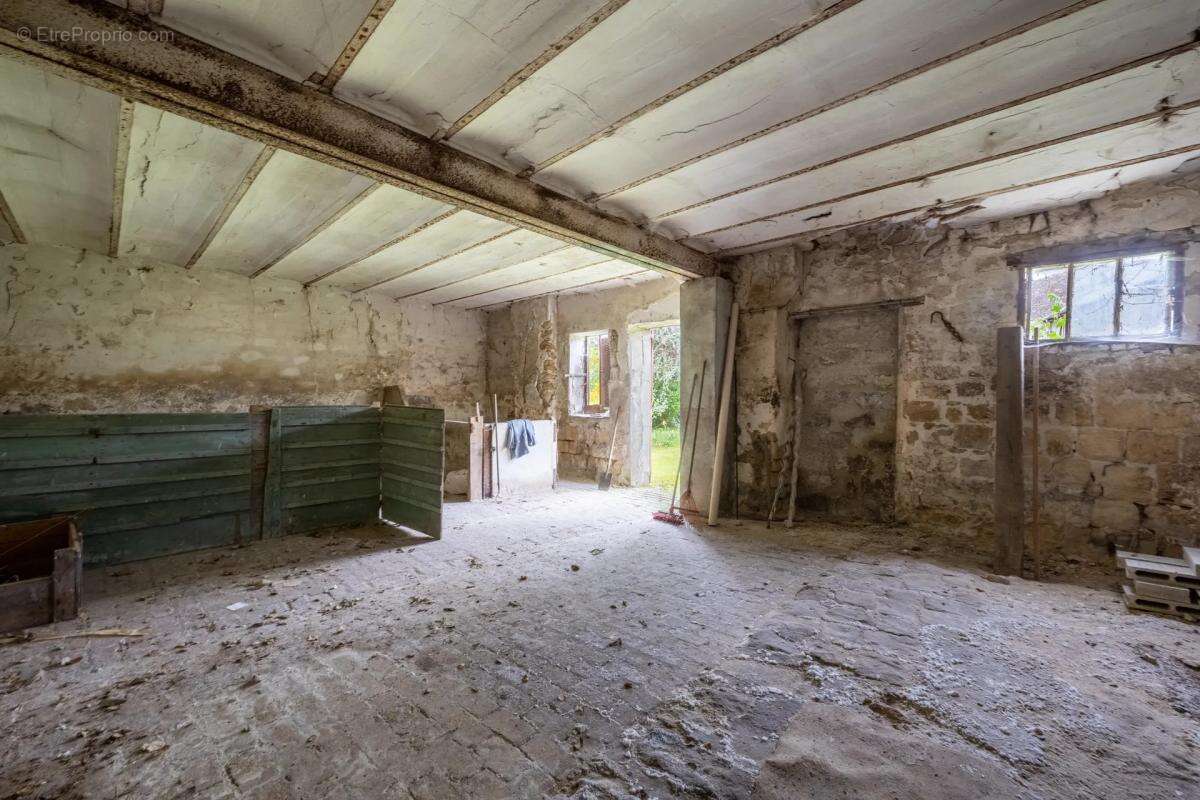Maison à CHAUMONTEL