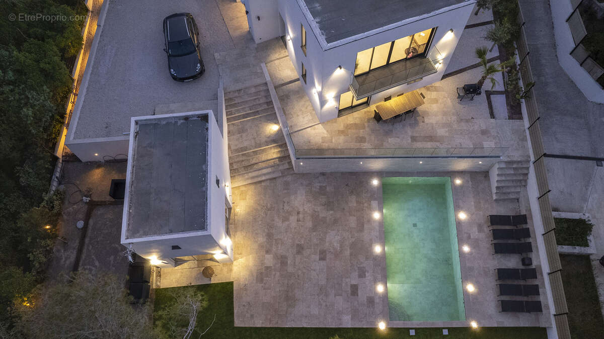 Maison à SAINT-RAPHAEL