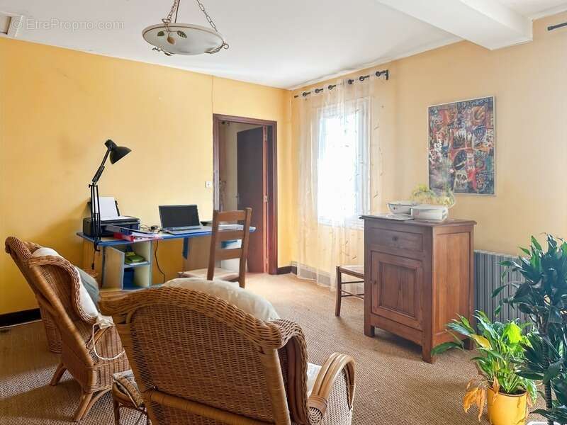 Maison en pierre à vendre 5 pièces MONTESQUIOU (32) - 147 m² habitables avec atelier 150 m2 - Terrain 2870 m2 - photo 9