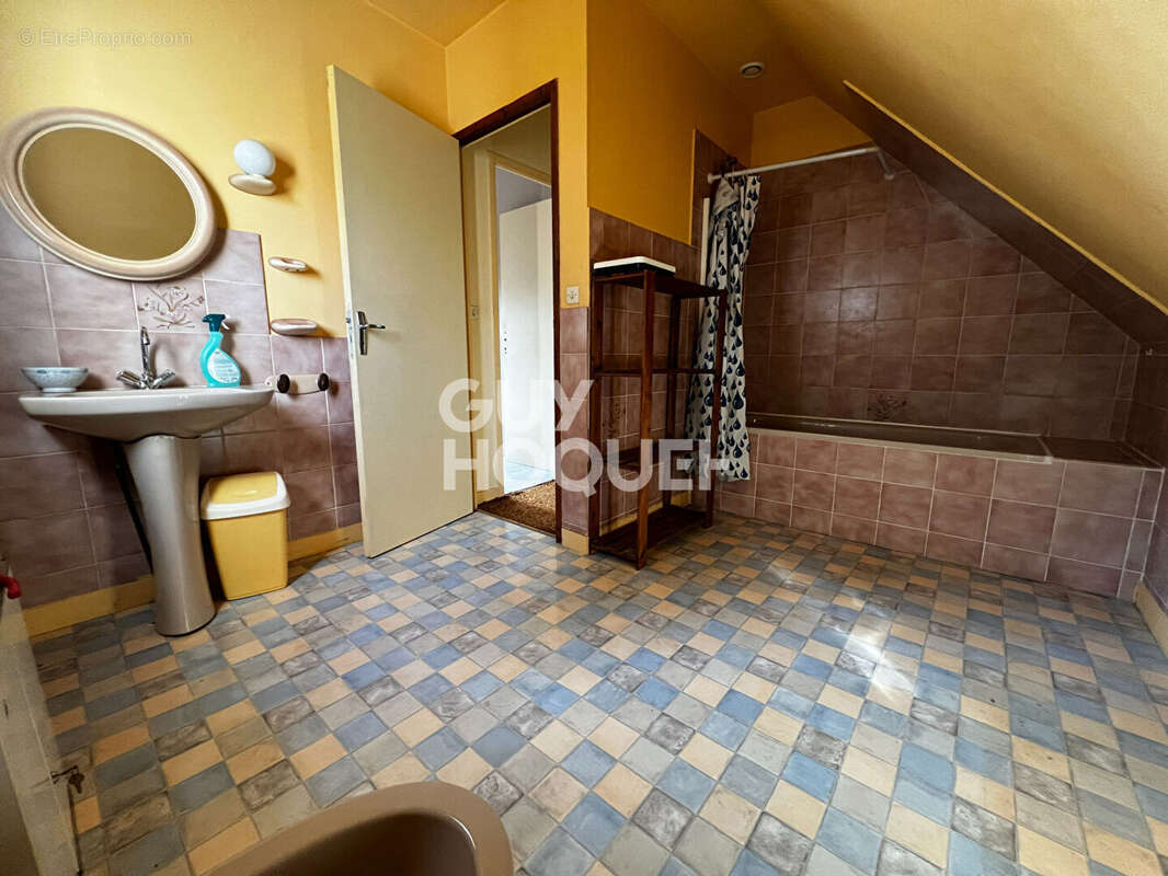 Maison 109 m² à Hirel  - photo 9