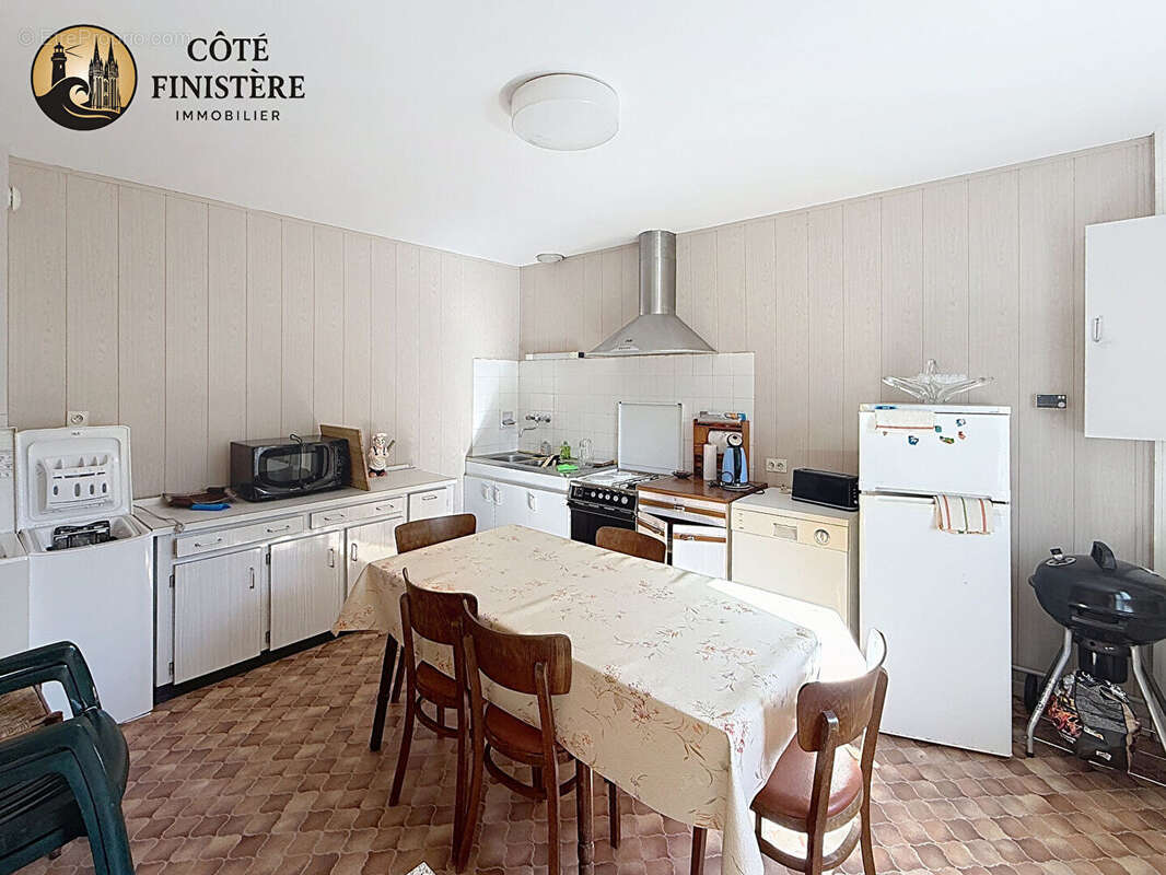 Maison à PLONEOUR-LANVERN