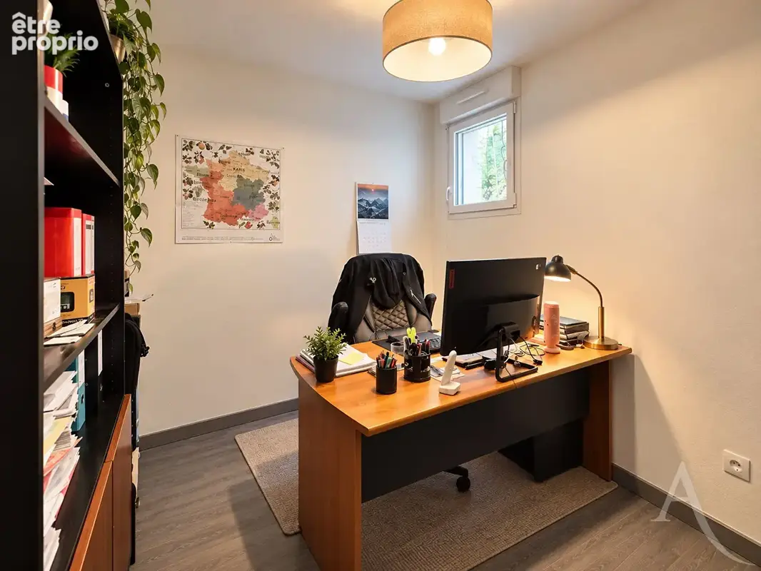 Maison contemporaine en fond d'impasse proche Gare - DPE : B - photo 15