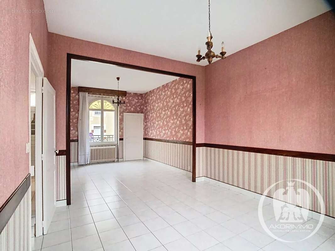 Maison à MONTLUCON