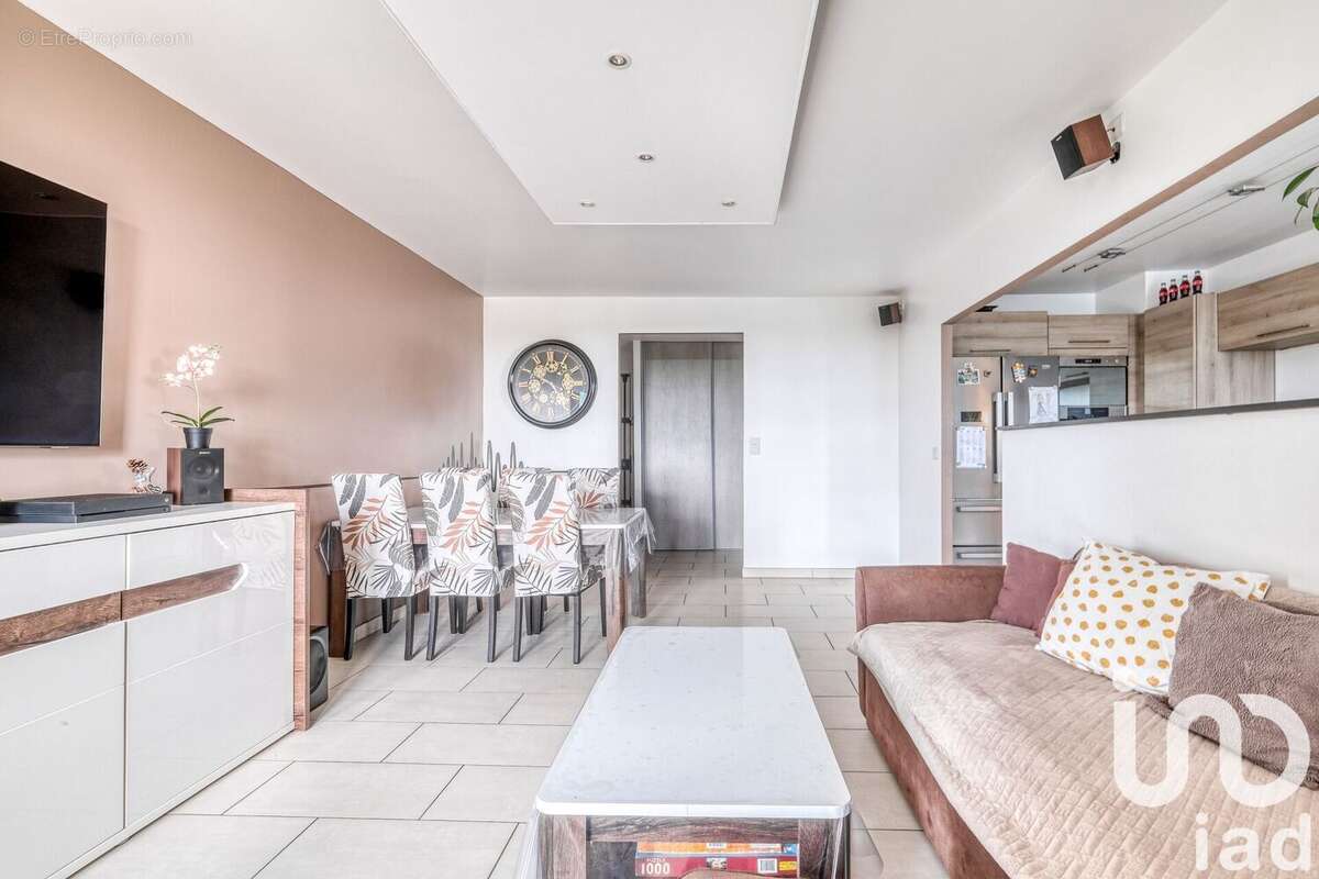 Photo 3 - Appartement à TORCY