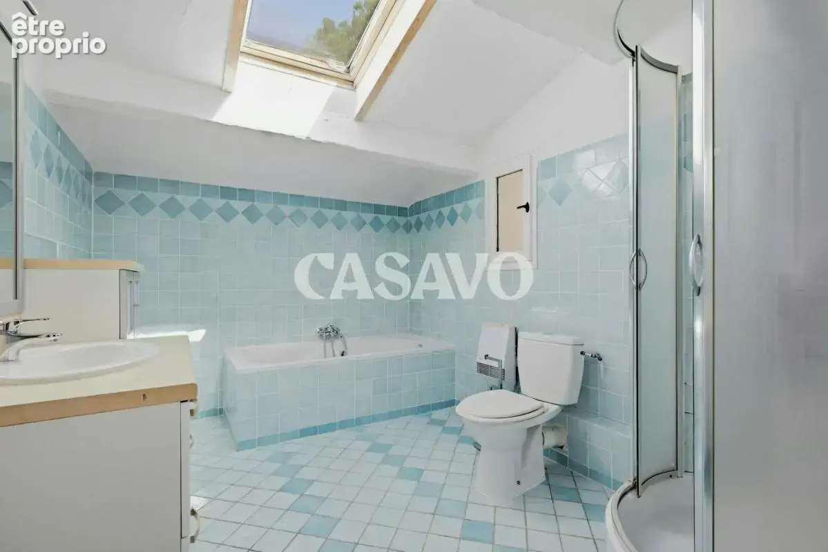 Vente Maison 5 pièces de 203m² - 13760 Saint-Cannat - photo 15