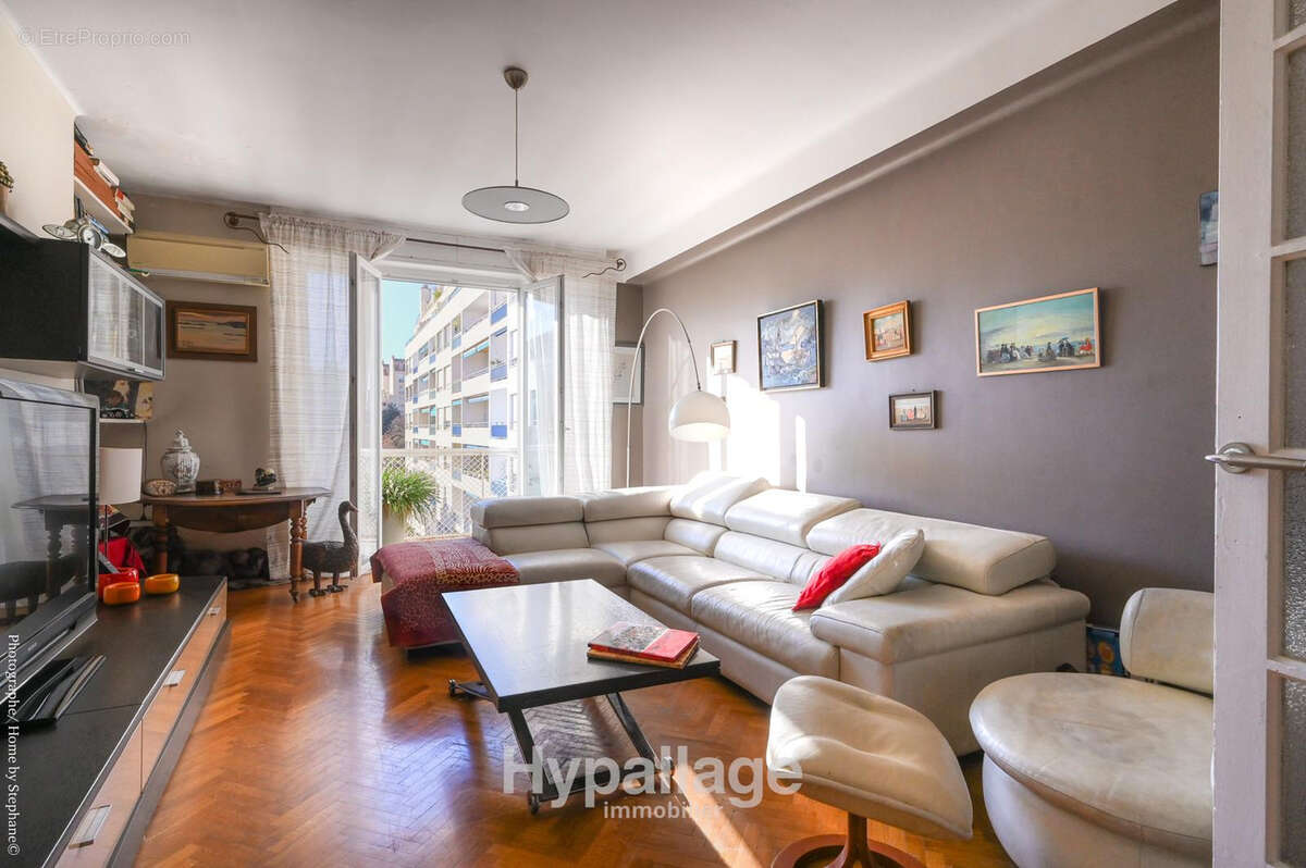 Appartement à MARSEILLE-8E