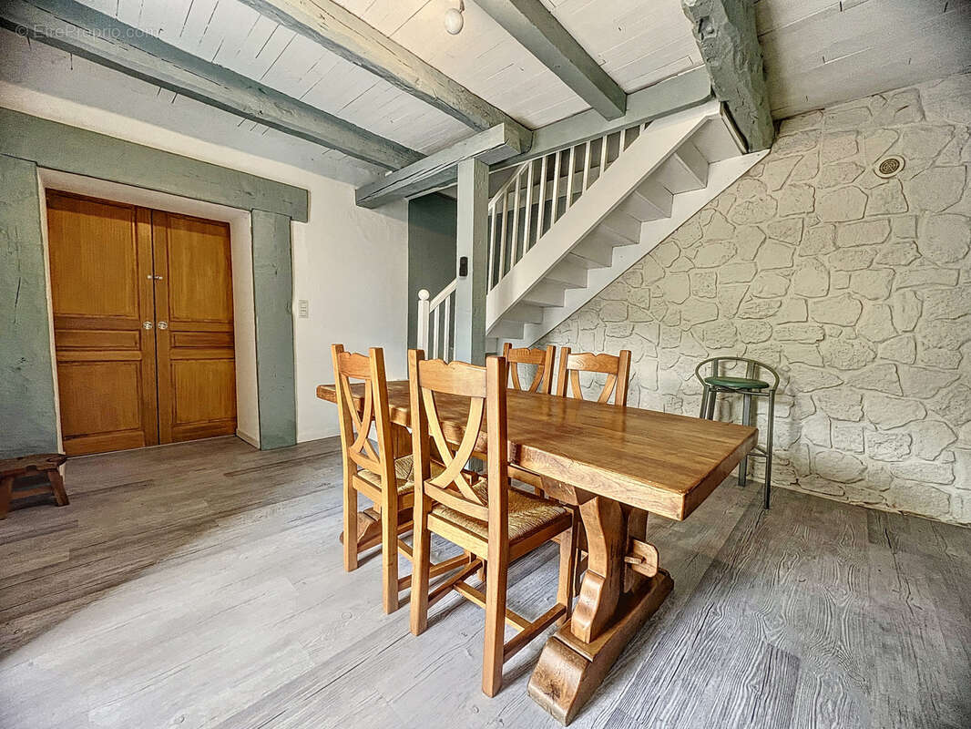 Maison à RIVIERE-SUR-TARN