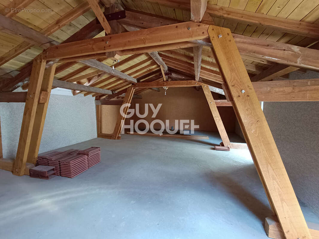 Appartement à BUSSIERES