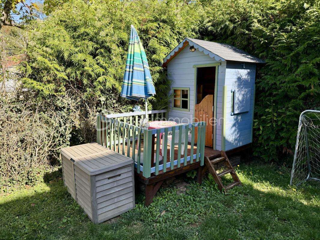 Maison à SAINT-PIERRE-DU-PERRAY