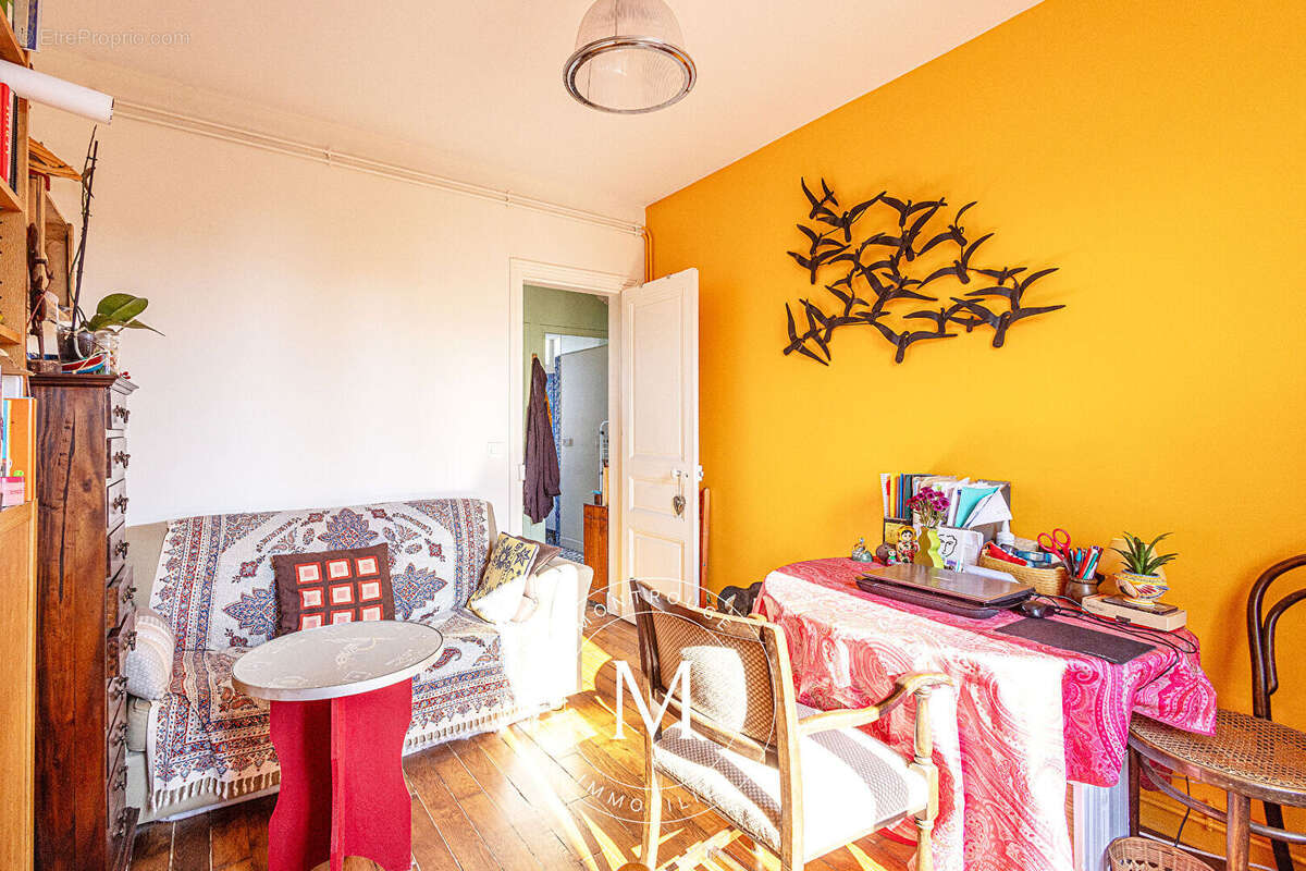 Appartement à MONTROUGE