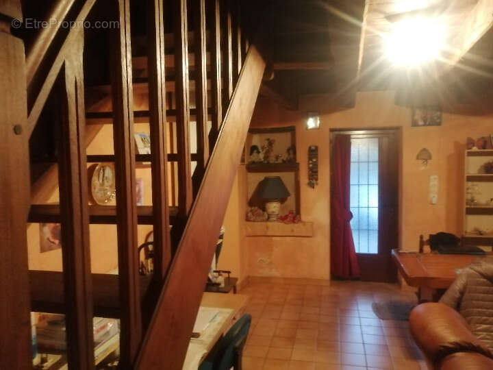 Maison à BUSSIERE-POITEVINE