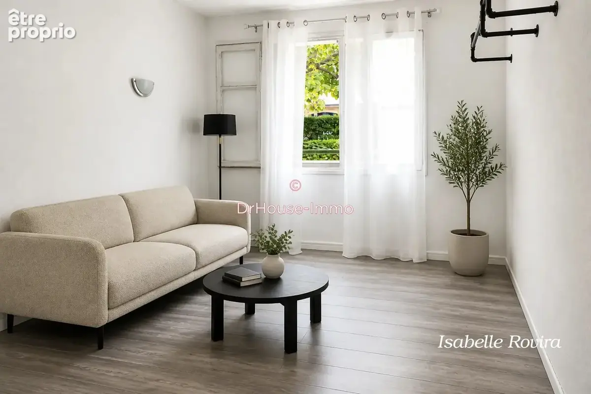 Appartement 3 pièces 57 m² à vendre à Toulon (83000) - photo 2