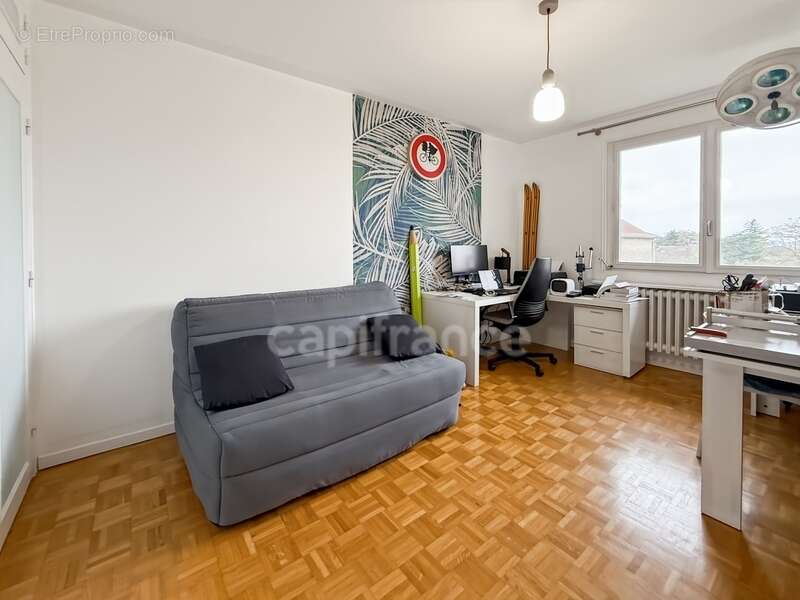 Maison à PREVESSIN-MOENS