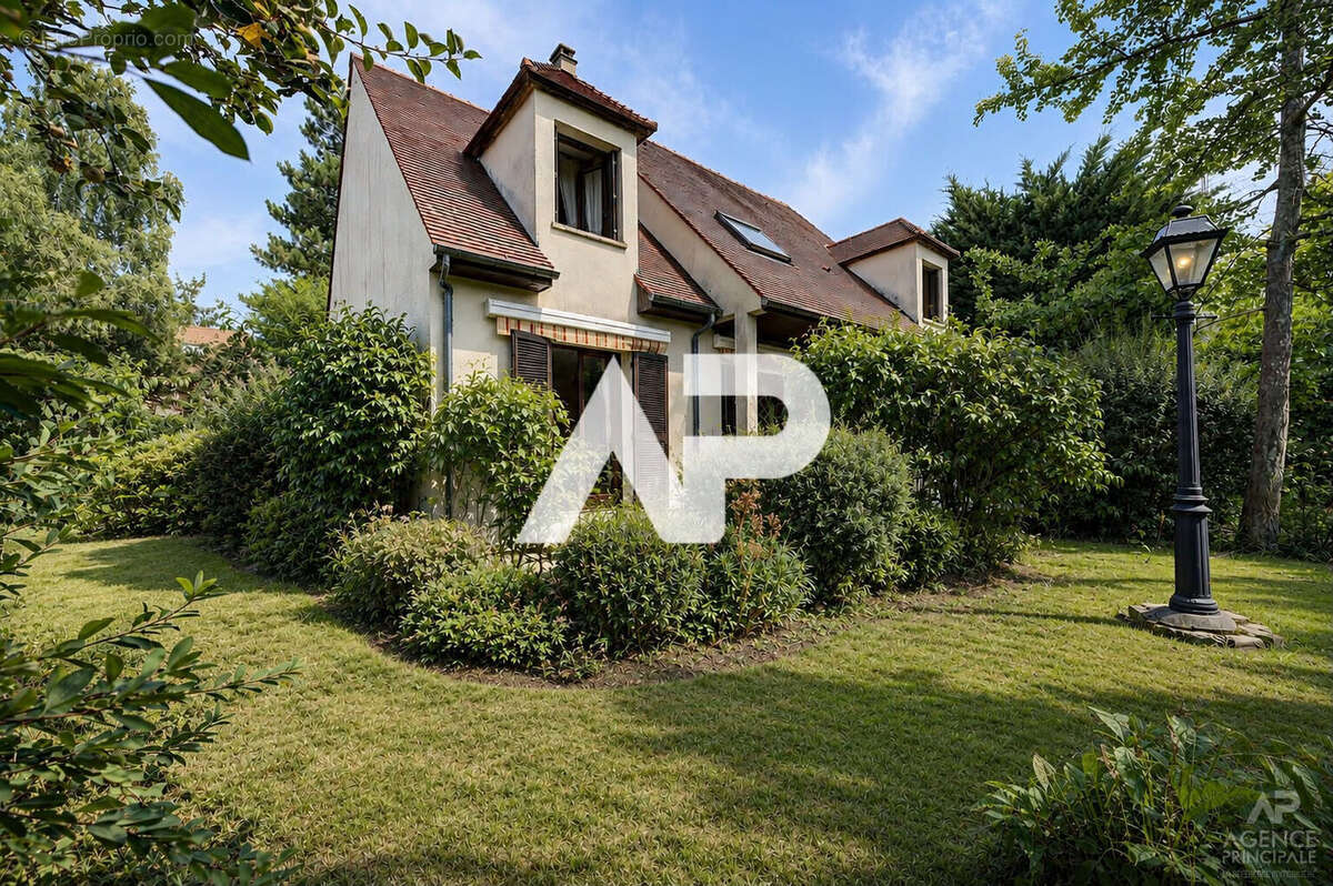 Maison Rueil Malmaison 7 pièce(s) 169 m2 - photo 12
