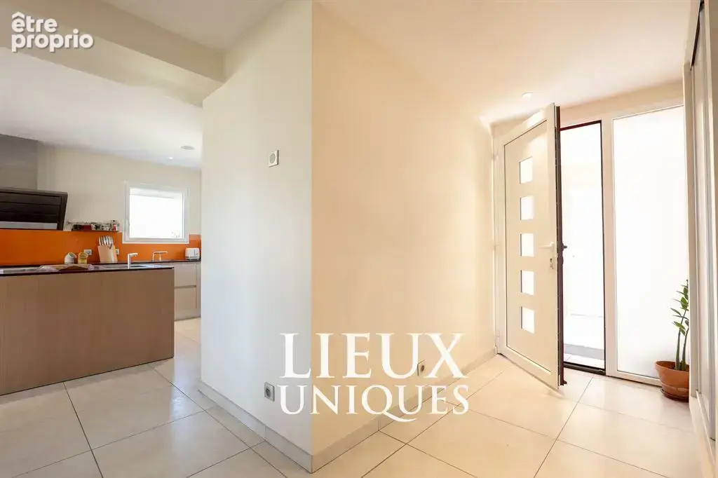 Lieux uniques ® propose belle propriete de 147 m² sur un terrain de 2050 m² 5 km tgv-vendôme - photo 7