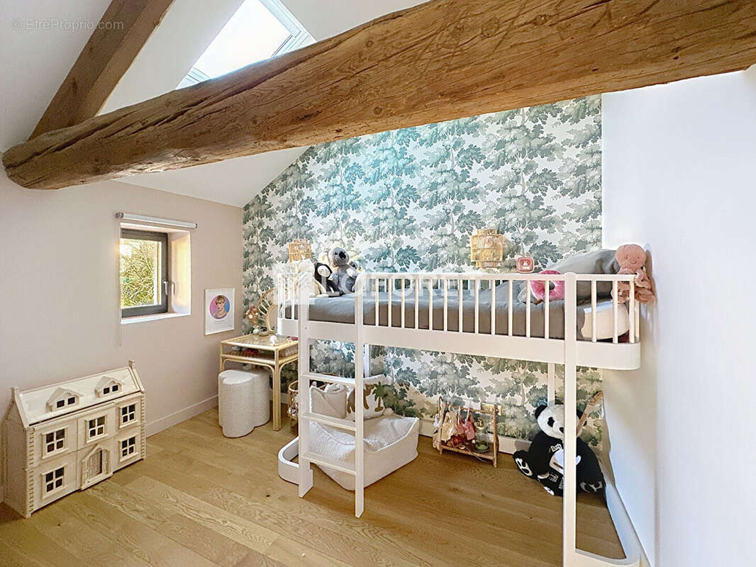 Maison à NEUVILLE-SUR-SAONE