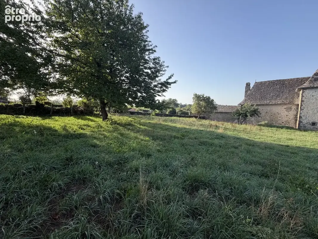 Terrain à TEISSIERES-DE-CORNET