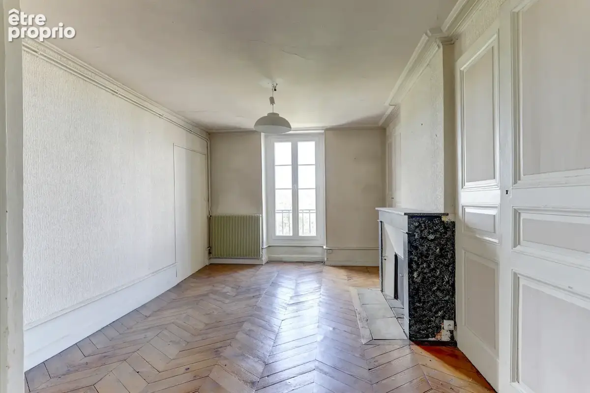 Grand appartement dans immeuble Ancien situé sur le plateau central avec charme - photo 15