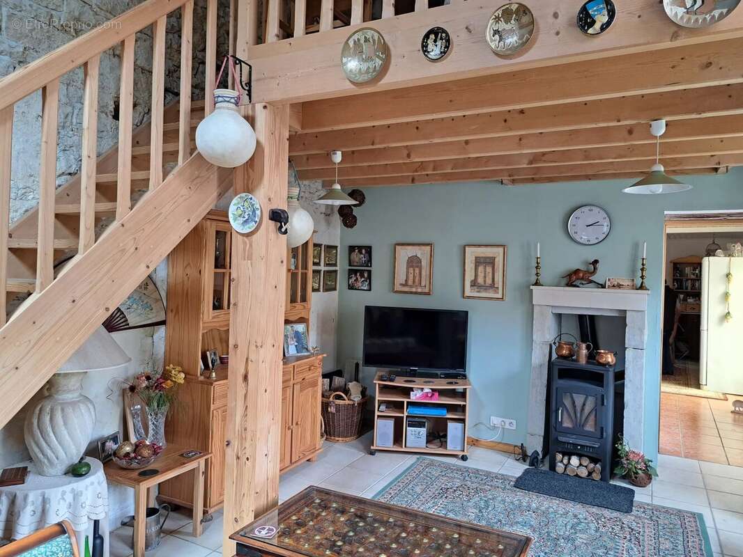 Maison de village confortable, pleine de charme et de caractère - photo 5