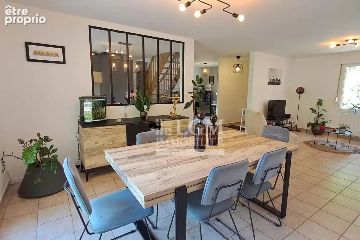 Winnezeele - Maison familiale semi plain-pied, individuelle- 150 m², jardin- Terrain 3 610 m² - photo 5