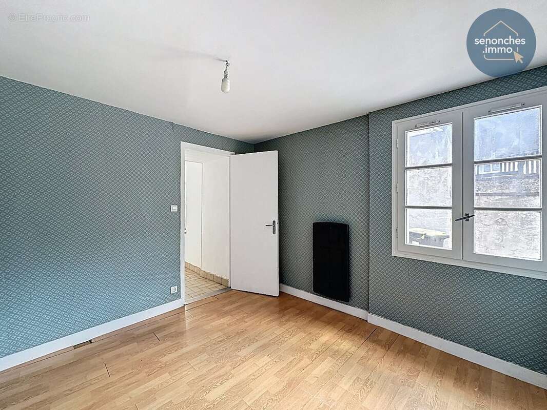Maison de bourg à vendre à Brezolles (28270)  Charme, potentiel et emplacement privilégié - photo 6