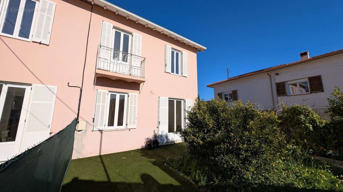 Maison à ANTIBES