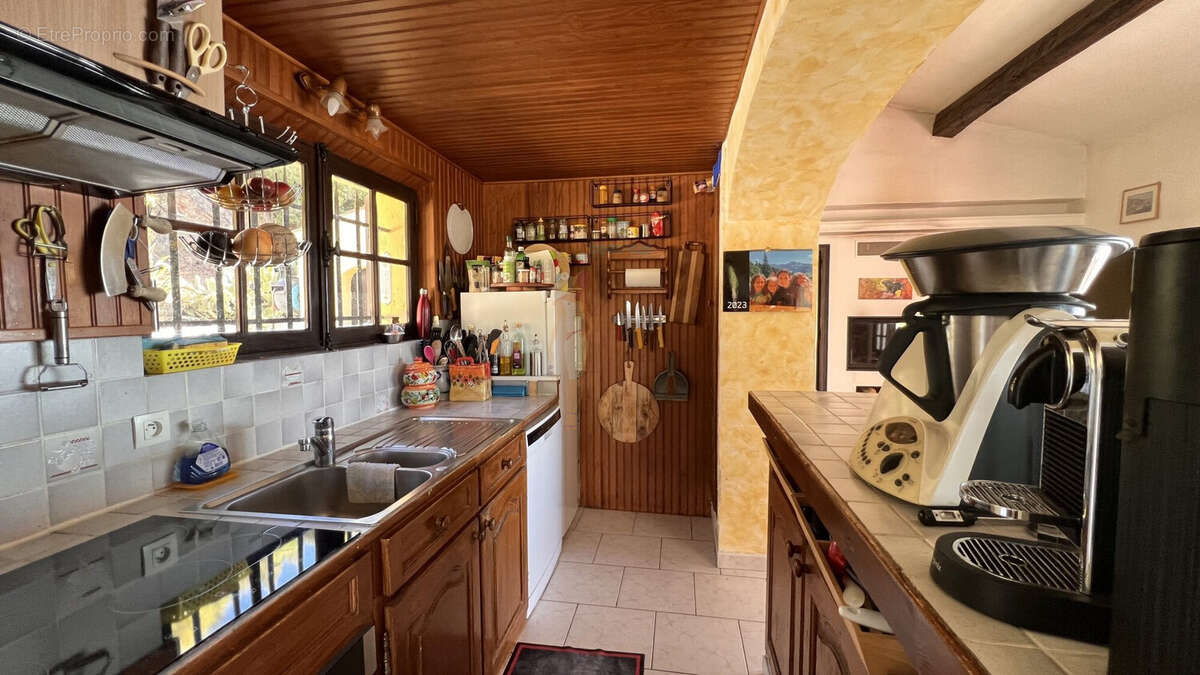 Maison à LES ISSAMBRES