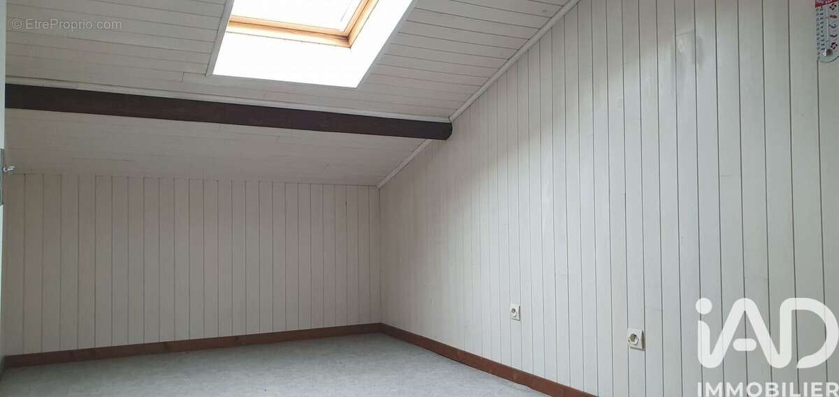 Photo 5 - Maison à SAINT-JULIEN-EN-BORN