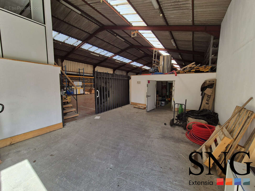 Commerce à ROUXMESNIL-BOUTEILLES