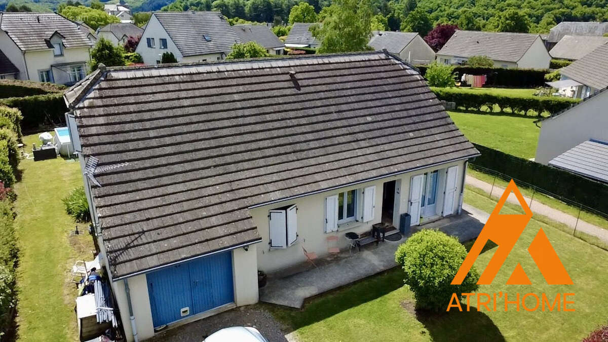 Maison à SANSAC-DE-MARMIESSE