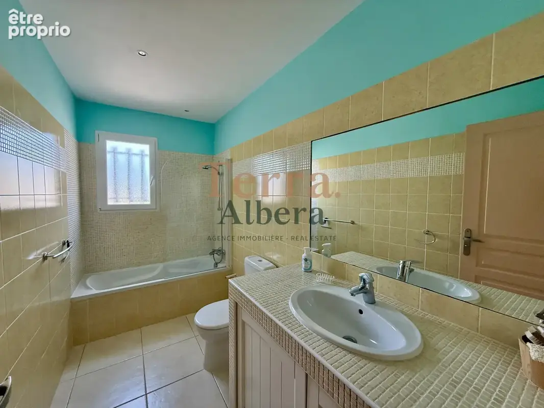 Villa tout confort avec piscine à 8 minutes de la mer - photo 11