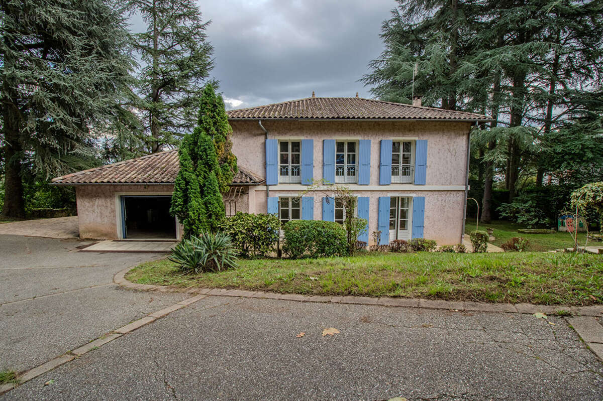 Maison à SAINT-CYR-AU-MONT-D'OR