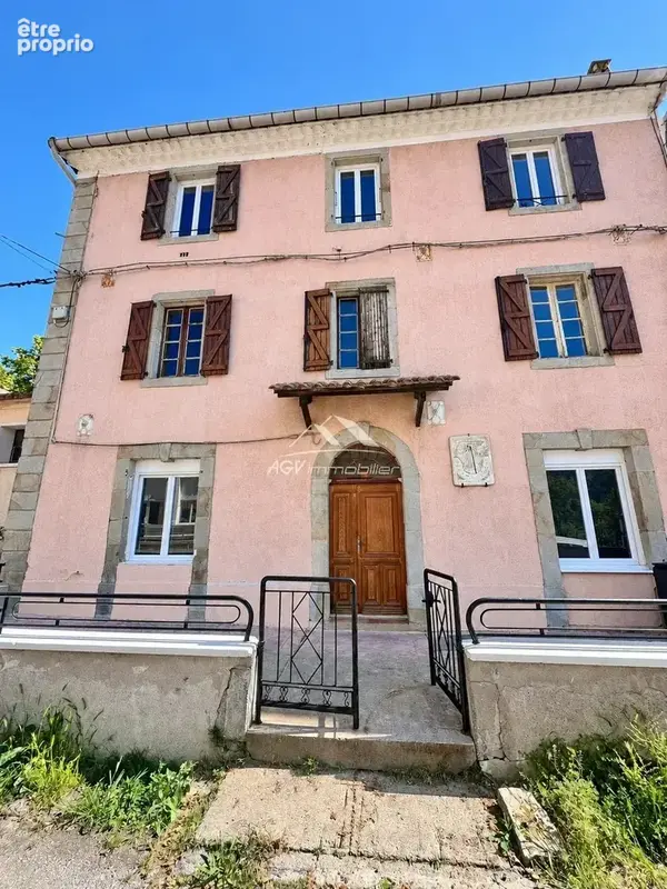 Maison à LES MAGES