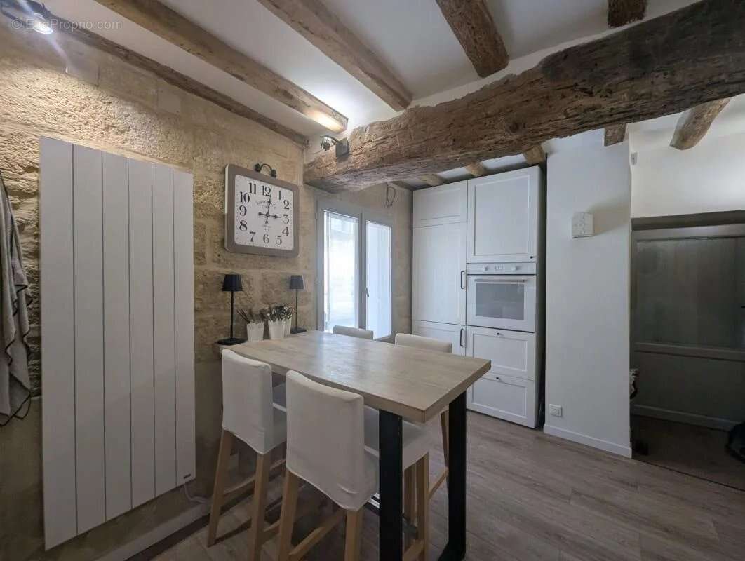 Maison à VERS-PONT-DU-GARD