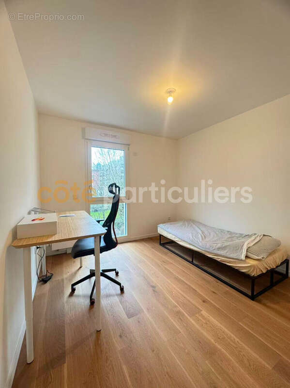 Appartement à SURESNES
