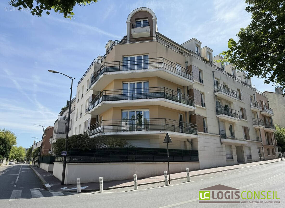 Appartement à CHATILLON