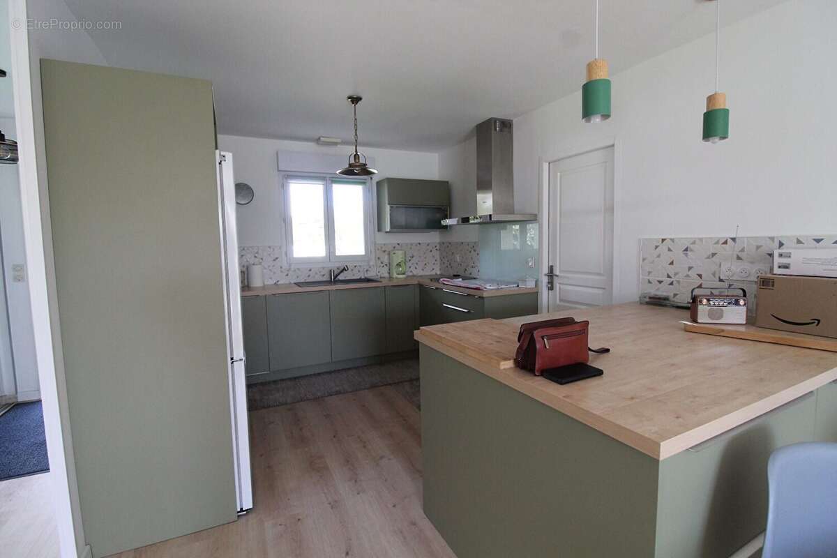 Maison 70 m² à Vaux-Sur-Mer  - photo 5