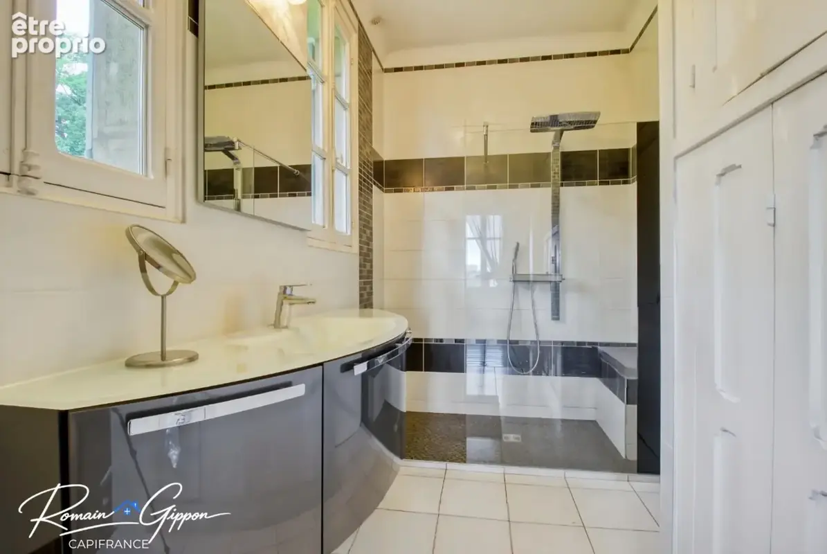 MAISON DE PRESTIGE SUR LES HAUTEURS DE NANCY – Parc arboré, vue exceptionnelle, piscine et jacuzzi – 10 pièces 298m2 NANCY (54) - photo 13