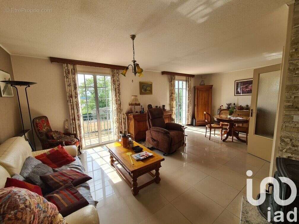 Photo 5 - Maison à GONDRECOURT-LE-CHATEAU